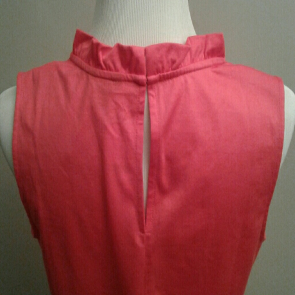 NWT Ann Taylor Sleeveless Top
